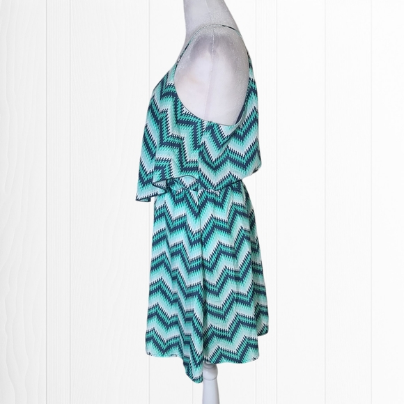 My Michelle Women's Blue Green Chevron Spaghetti Strap Mini Dress Size Large - Picture 7 of 11